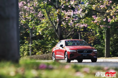 S60以安全與健康品質回應共振問題 清潔用金屬墊彰顯細節關懷